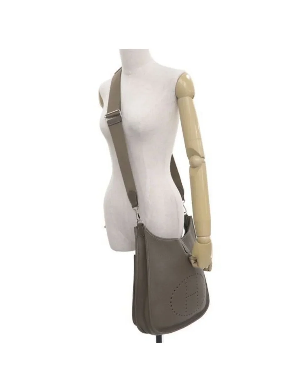 Hermes Evelyne 3 GM Shoulder Bag